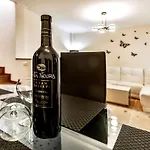 Family Townhouse *