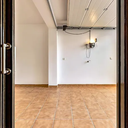 Family Townhouse Apartment *